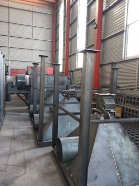離線(xiàn)布袋除塵器清灰系統優(yōu)勢