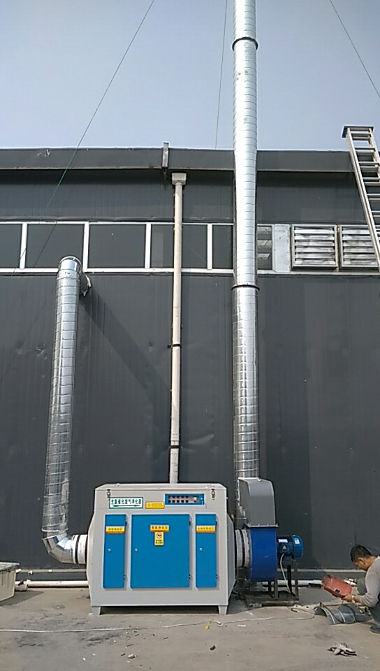 汪塑機光氧催化設備