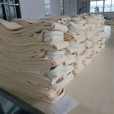 電廠(chǎng)粉塵治理用聚苯硫醚纖維除塵布袋